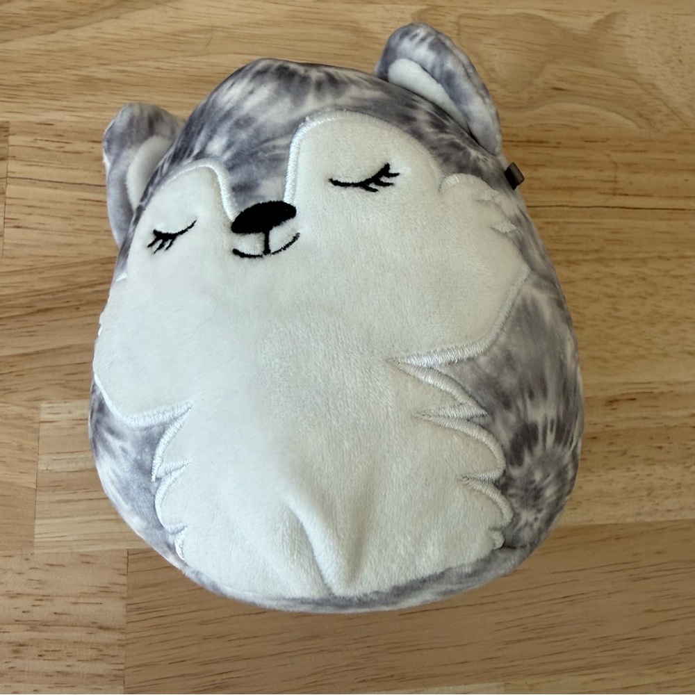 ❤️Squishmallows - Gray & White Heidi the Husky - OS